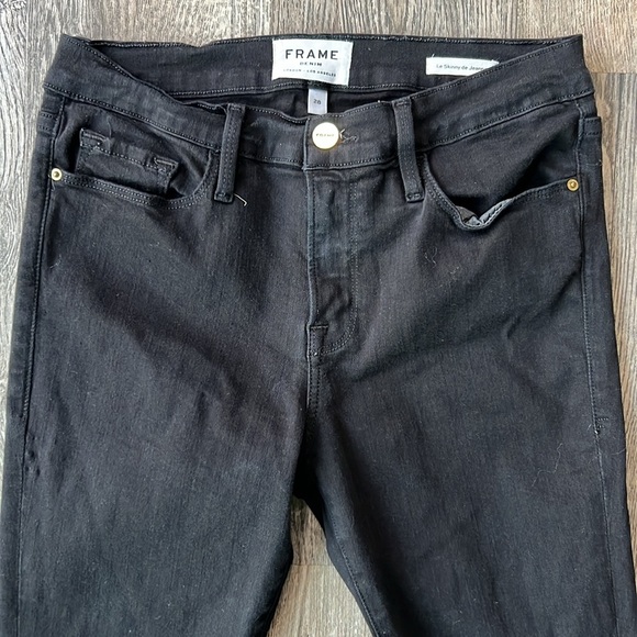 Frame Jeans Black Le Skinny de Jeanne Jeans Distressed Size 28 Noir Rips - Picture 5 of 10